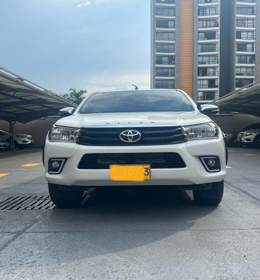 Camioneta Toyota Hilux 2017, 105.000 Kms-Colombia-Precio Base $112.000.000.