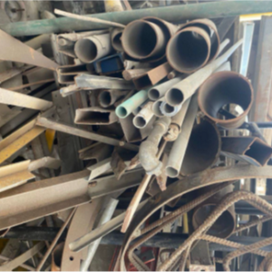 Lote Chatarra Material de Patio, 6000 kg