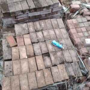 Lote de Adoquines y Pisos Exteriores